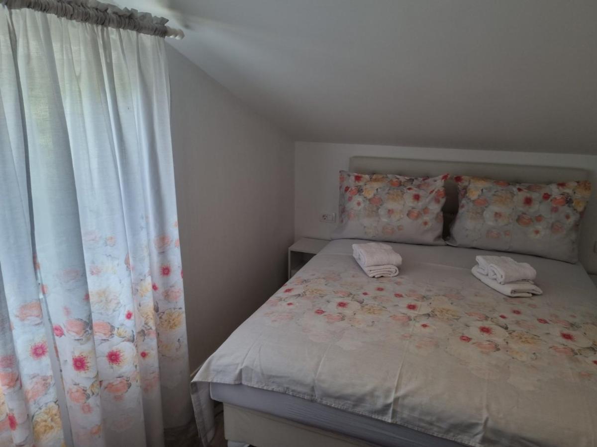 Apartmani Tolj Makarska Exterior photo
