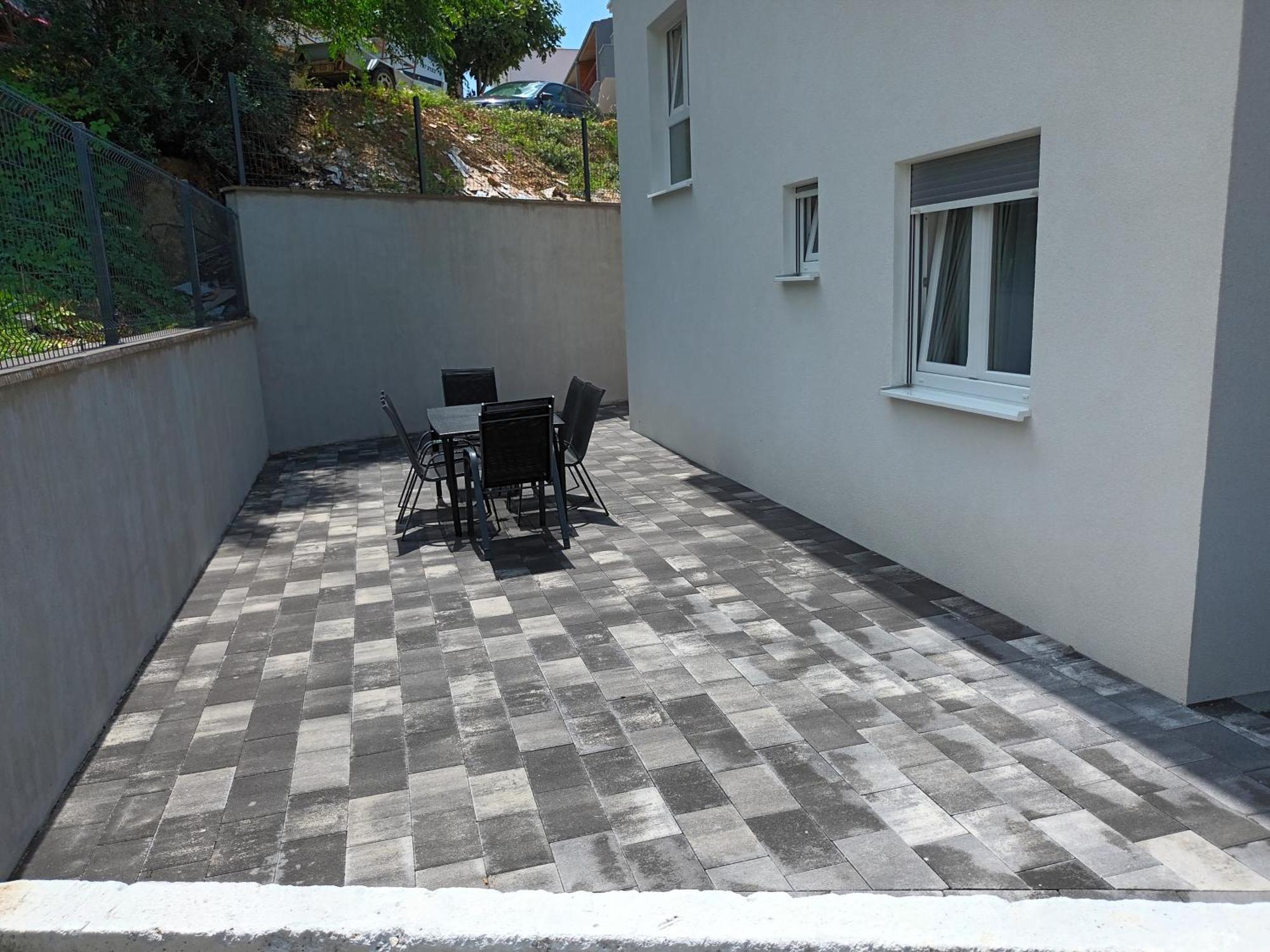 Apartmani Tolj Makarska Exterior photo